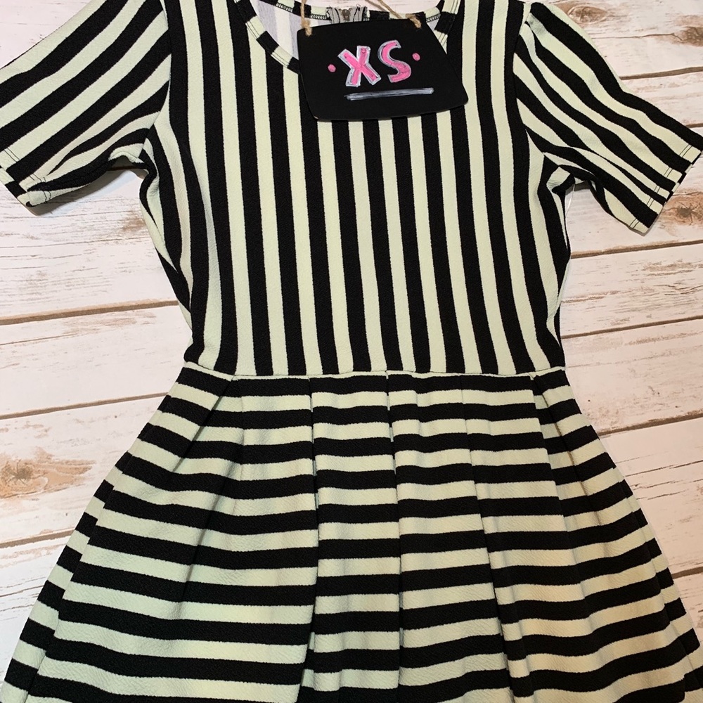 XSmall Striped Black & Off White Amelia Dress